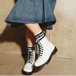 Dr. Martens 1460 Smooth Leather Lace-Up Boots in
White Size 6